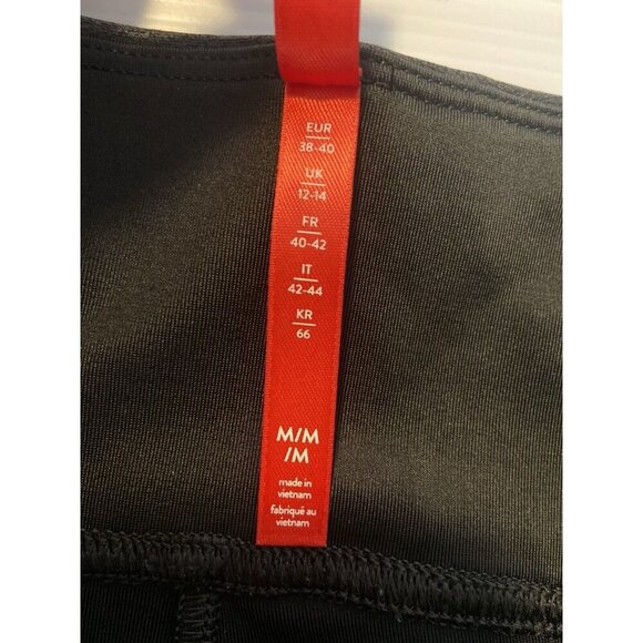 SPANX Faux Leather Leggings Black Size M Capsule Wardrobe Classic Stretch Medium - Picture 6 of 10